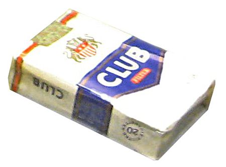 Tập_tin:DDR_Club_Zigaretten.jpg