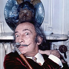 Salvador Dali, photographié au Meurice