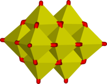 The decavanadate structure Decavanadate polyhedra.png