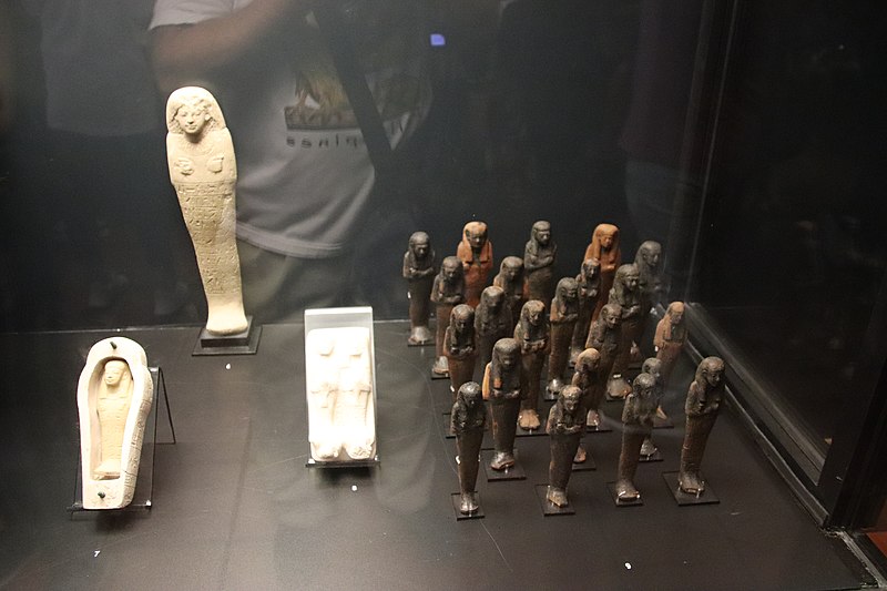 File:Egyptian Ushabtis (48464916142).jpg