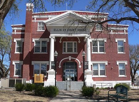 Ellis County, Oklahoma courthouse from W 2.JPG