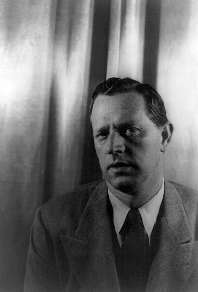 File:Erskine Caldwell 1938 (photo by Carl van Vechten).jpg