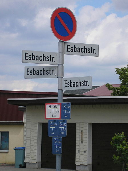 File:Esbachstraße Gehren.JPG