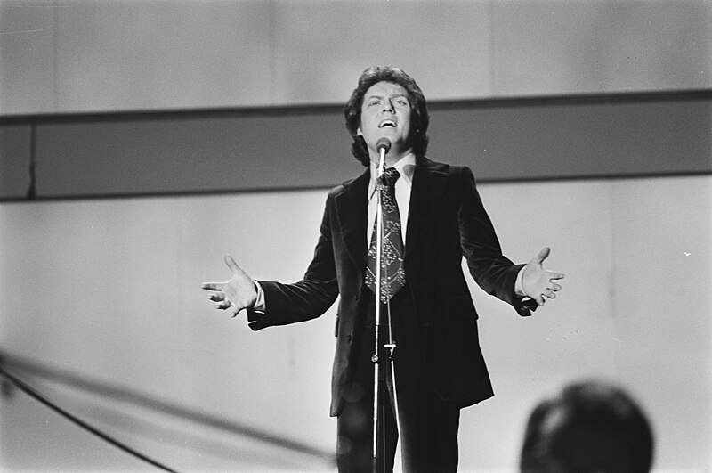 File:Eurovisie Songfestival 76 Den Haag Red Hurley (Ierland), Bestanddeelnr 928-5033.jpg