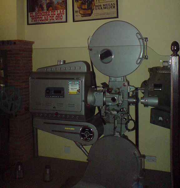 File:Film camera in Mini Hollywood Museum.jpg