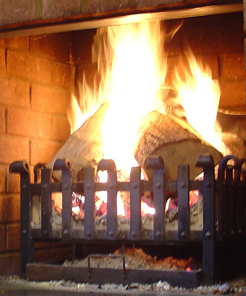 File:Fireplace (60857557) (cropped).jpg