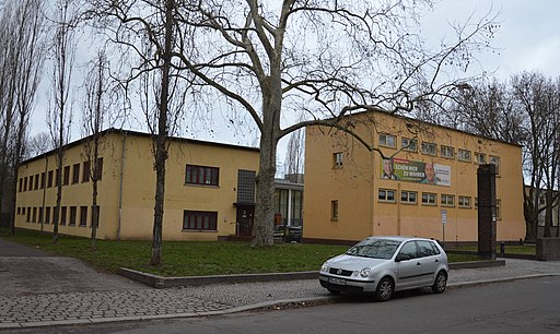 Flechtinger Straße b Magdeburg