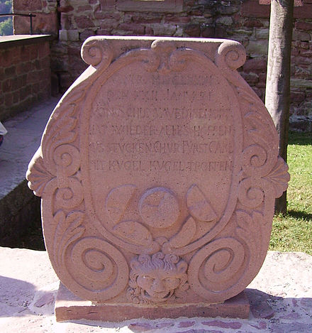 Inschriftstein vor dem Dicken Turm