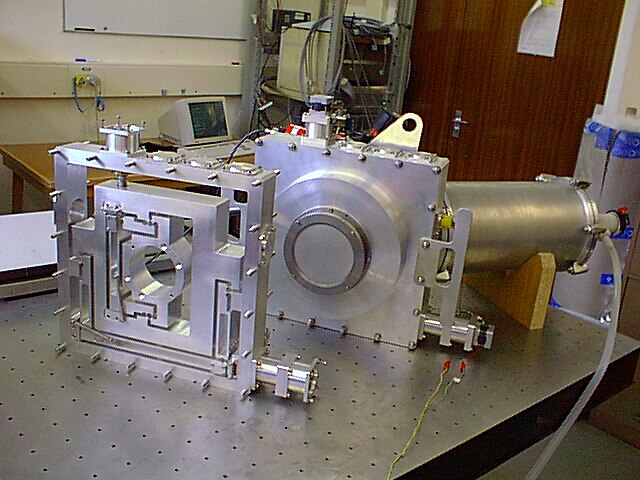 File:Gemini Multi-Object Spectrograph (noao-02310).tiff