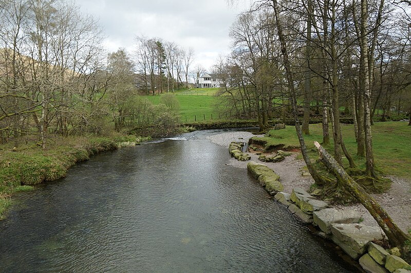 File:Great Langdale Beck from New Bridge, Chapel Stile - geograph.org.uk - 5348971.jpg