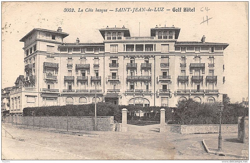 File:Hôtel du Golf SJL.jpg
