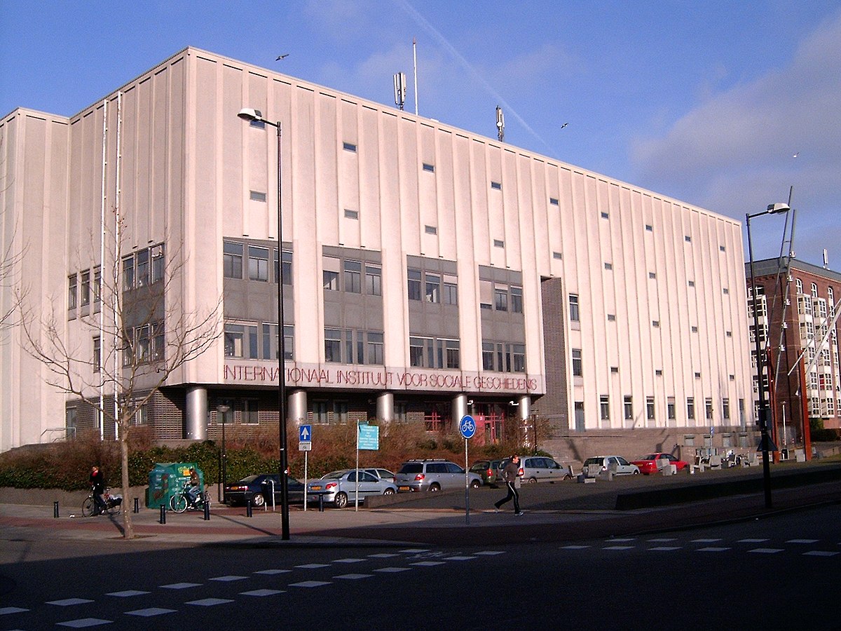 Fonkelnieuw International Institute of Social History - Wikipedia FB-03