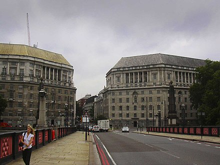 Thames House on the left; Imperial Chemical House on the right.