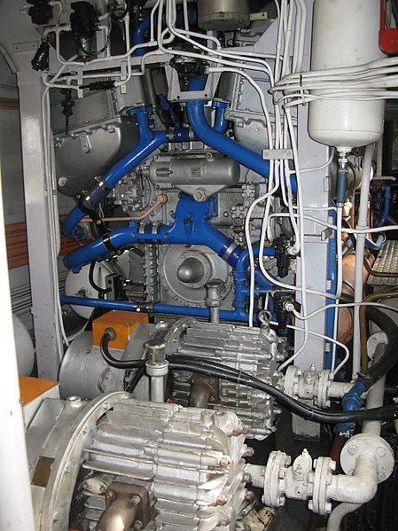 File:Inside D1010 - engine room.JPG