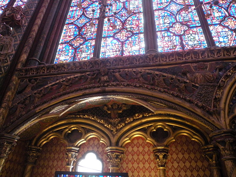 File:Interior of Sainte-Chapelle (Paris) 23.JPG