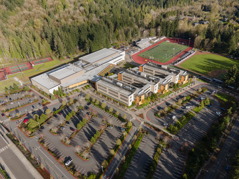 File:Issaquah High School aerial, April 2023.png