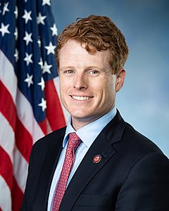 Joe Kennedy III, retrato oficial, 116º Congresso.jpg