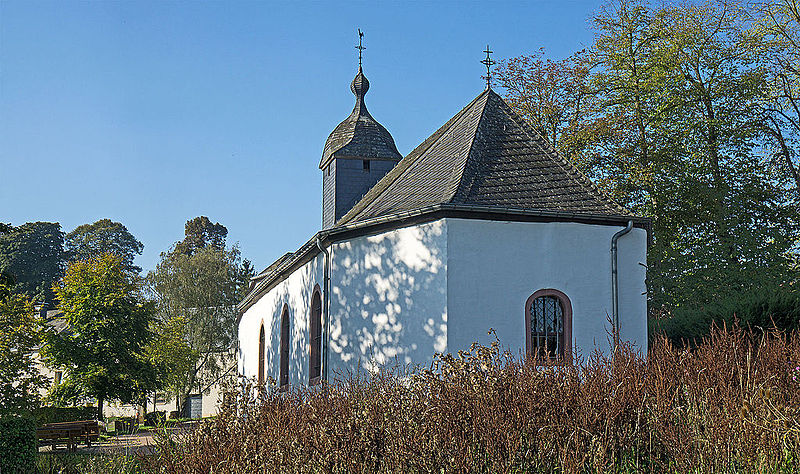 File:Kapelle Urspelt 02.jpg