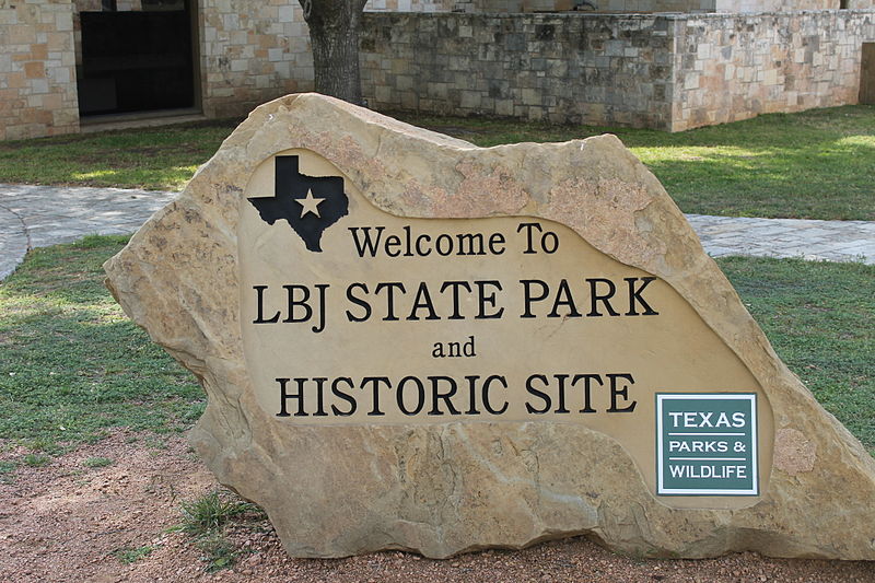 File:LBJ State Park sign, TX IMG 1466.JPG