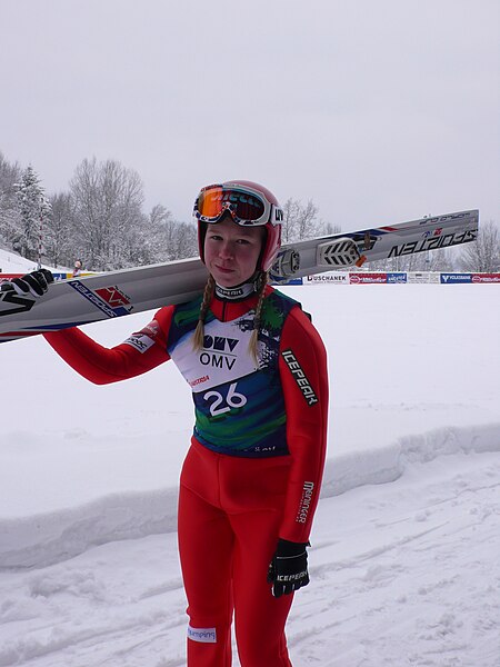 File:LCOC Ski jumping Villach 2010 - Julia Kykkaenen 48.JPG