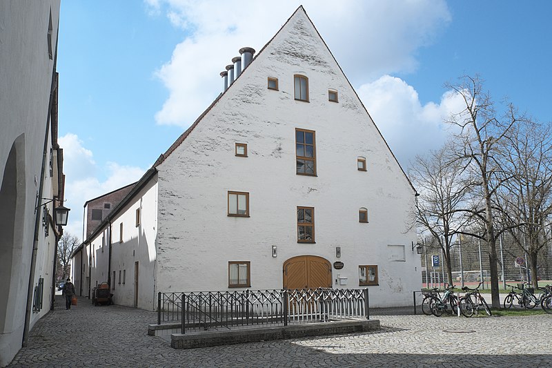 File:Landsberg am Lech Lechsalzstadel 912.jpg