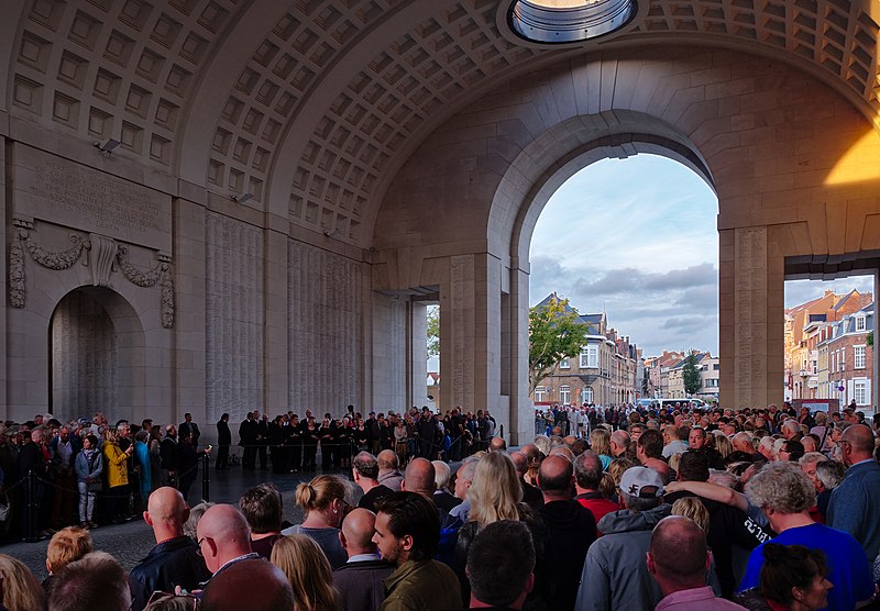 File:Last Post ceremony at the Menin Gate in Ypres (DSCF9452).jpg