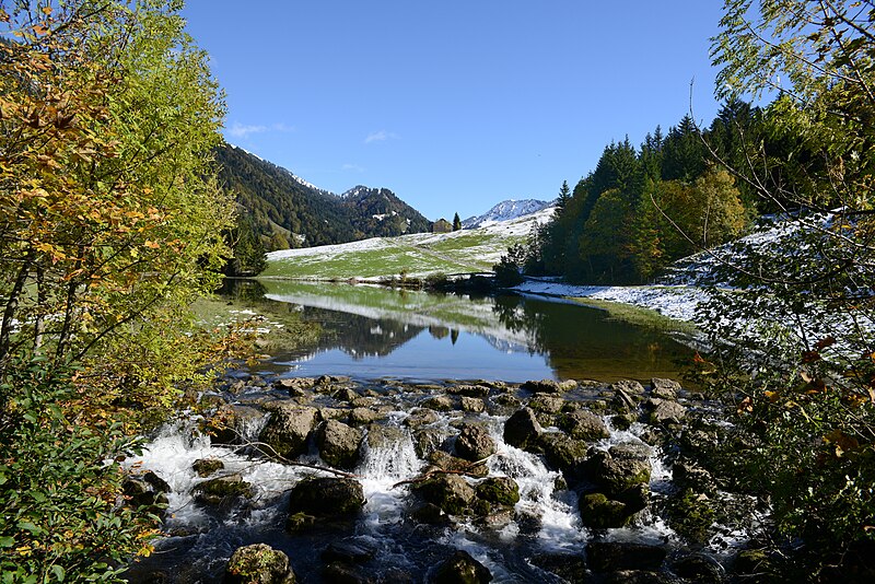 File:Leckner See, Hittisau 18.JPG