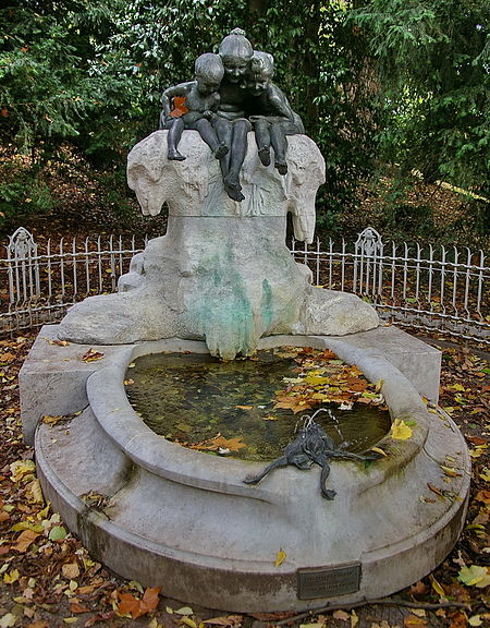 Märchenbrunnen Düsseldorf im Herbst