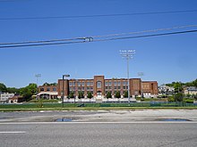 Maplewood Richmond Heights High School, April 2011 Maplewood High School (5677818179).jpg