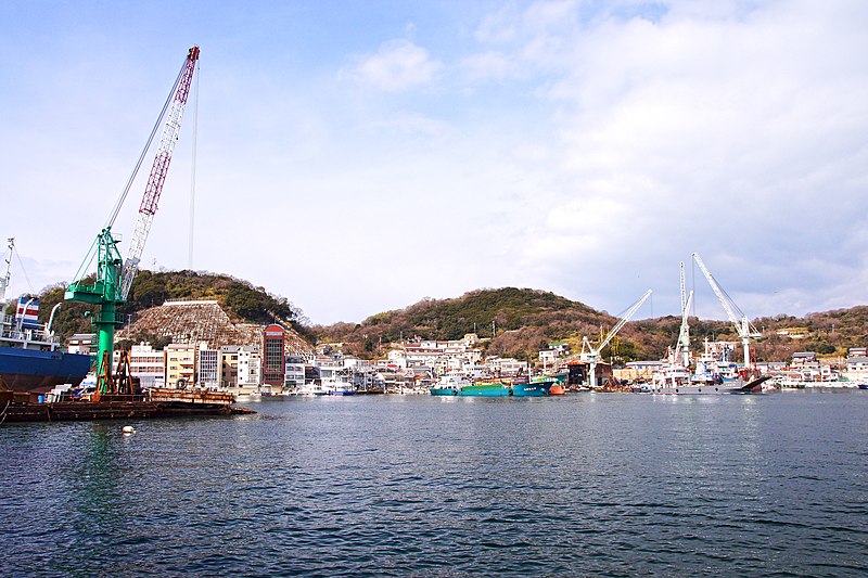 File:Maura Port Ieshima Himeji Hyogo pref Japan02n.jpg