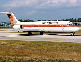 Un Douglas DC-9 de Continental Airlines, similaire à celui impliqué dans l'accident.