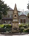 Memorial Bridgend - geograph.org.inggris - 921363.jpg