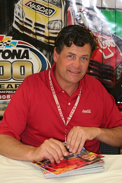 File:Michael Waltrip 2008 Daytona 500.jpg