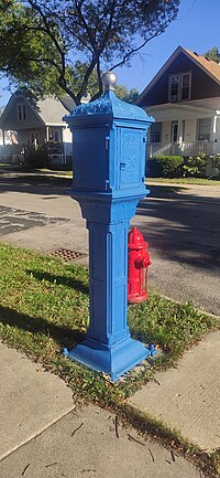 Miniatuur voor Bestand:Milwaukee police box.jpg