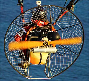 Miniplane paramotor iznad rta Sounio Grčka.JPG