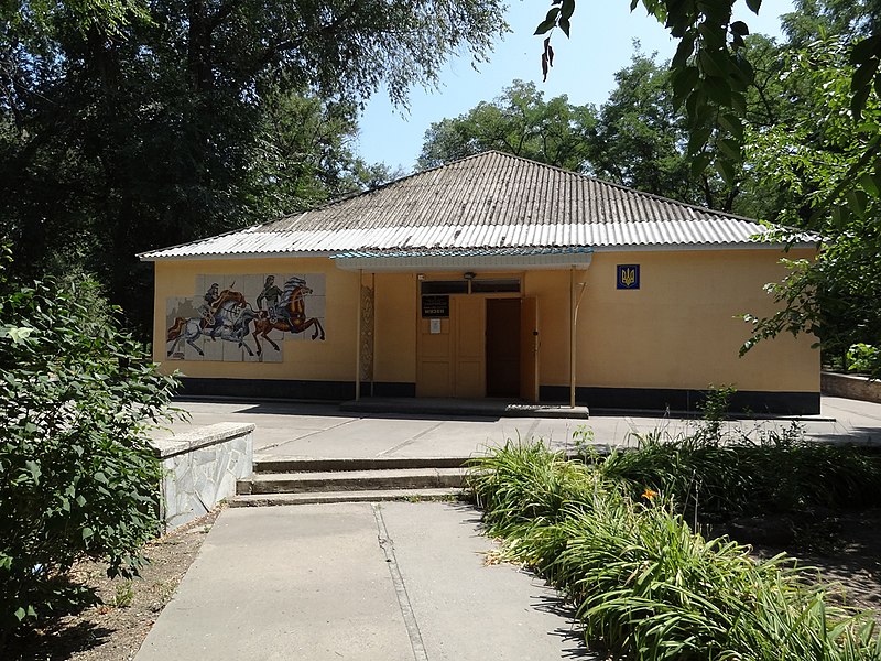 File:Museum of local lore Краеведческий музей - panoramio.jpg