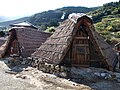 The straw huts of Myōban Onsen, called "yunohana-goya" / 明礬温泉の湯の花小屋