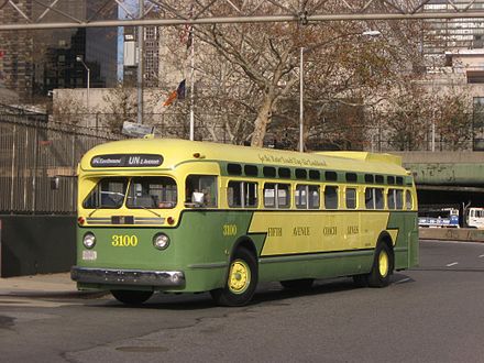 Фирма автобус 1. Fifth Avenue coach Company. Автобусы Америка TDH 5301. Facco Yellow coach. 1968 GM TDH 4523.