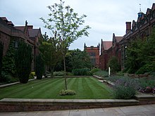 The university Quadrangle Old Quad, Newcastle University, 5 September 2013.jpg