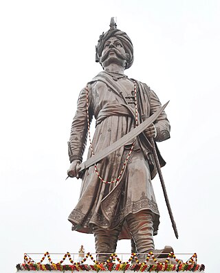 <span class="mw-page-title-main">Statue of Prosperity</span> Worlds tallest bronze statue of a city founder