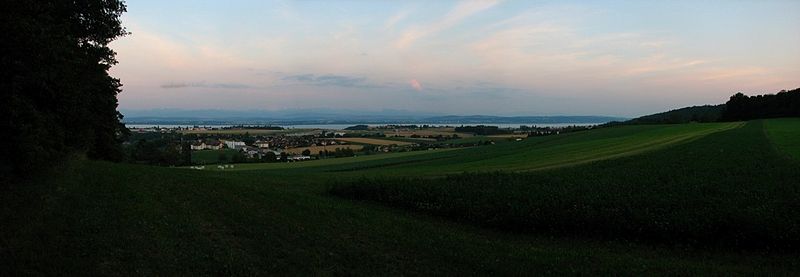 File:Pano verdure dans les hauts de Boudry - panoramio.jpg