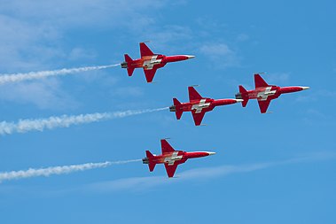 English: Swiss Air Force/Patrouille Suisse Northrop F-5E Tiger II display team at ILA Berlin Air Show 2016.