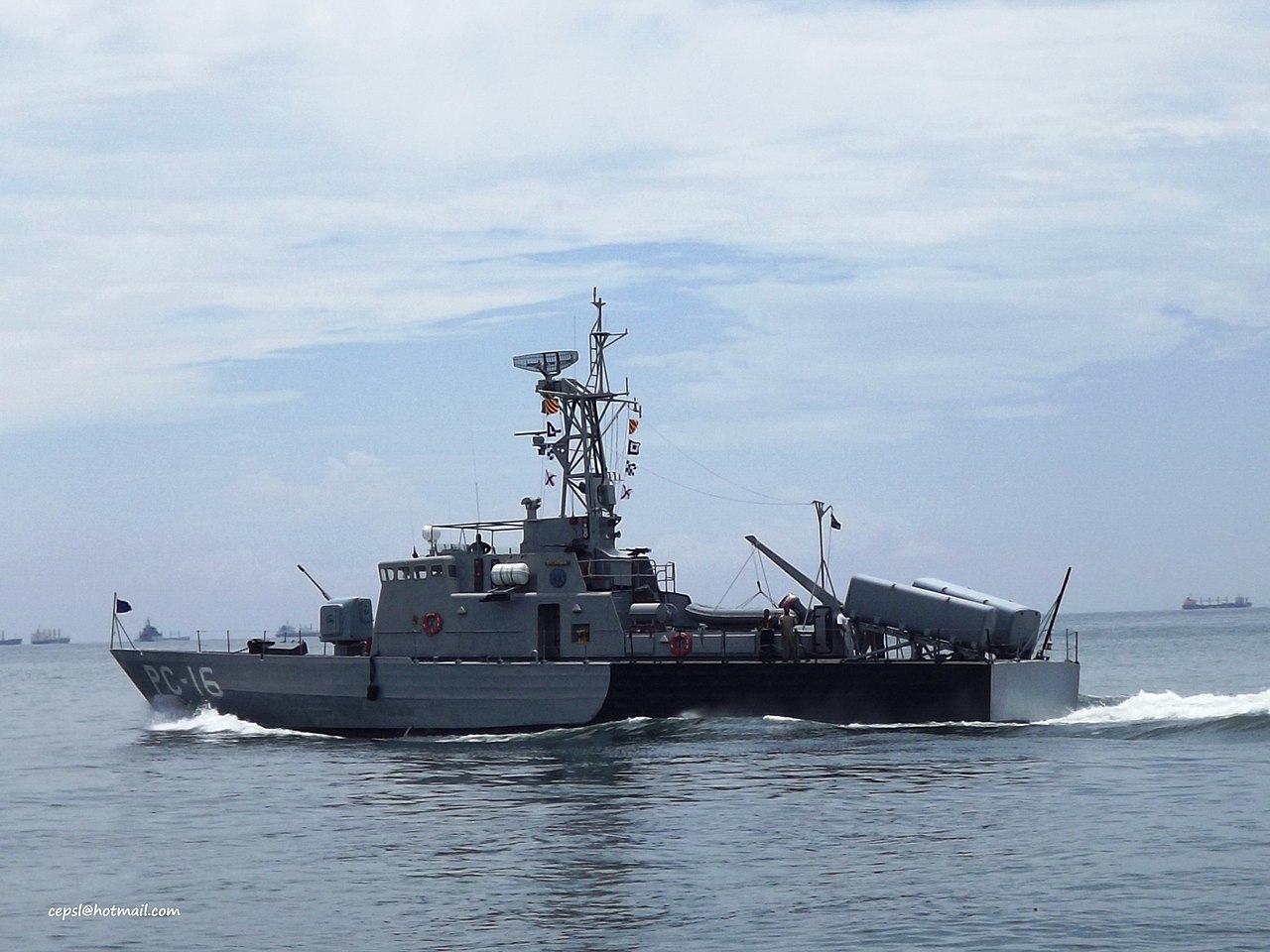 naval - Noticias de la Armada Bolivariana - Página 7 1280px-Patrullero_PC-16_Victoria_Vosper_37m.Clase_Federaci%C3%B3n