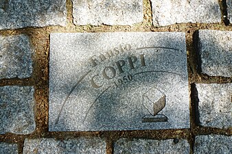 Lastra di pavimentazione ("pavé") dedicata a Fausto Coppi, in viale Charles Crupelandt a Roubaix