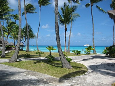 Pejzaĝo de la atolo Rangiroa