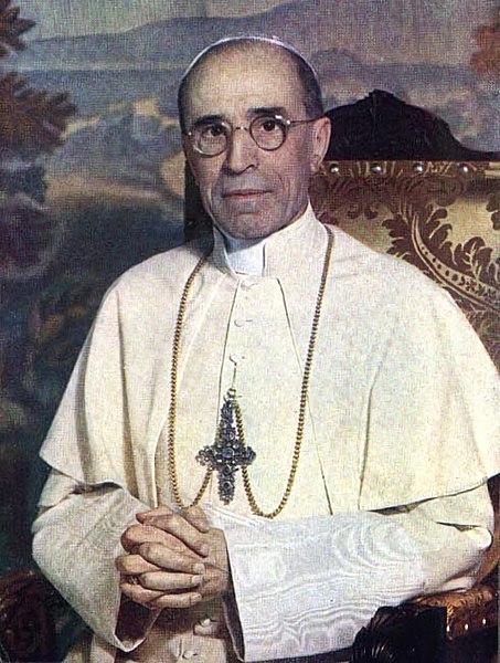 File:Pius XII, by Michael Pitcairn, 1951.jpg