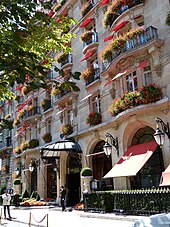 Plaza Athénée: Histoire, Palace, Chambres et suites