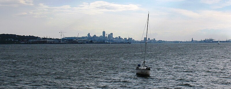 File:Quebec vue de Sainte-Petronille.JPG