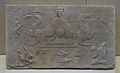 龍虎座という座席に座っている西王母のレリーフ（東漢、四川博物院所蔵）