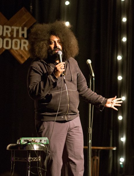 File:Reggie Watts 2013.jpg